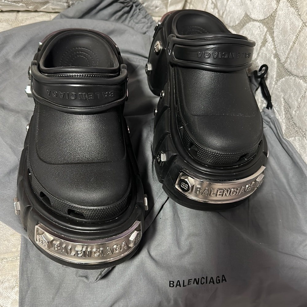 Balenciaga crocs